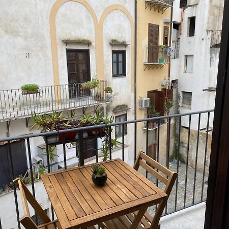 La Barbera'S Apatments Old Town Pa Apartment Палермо Екстериор снимка