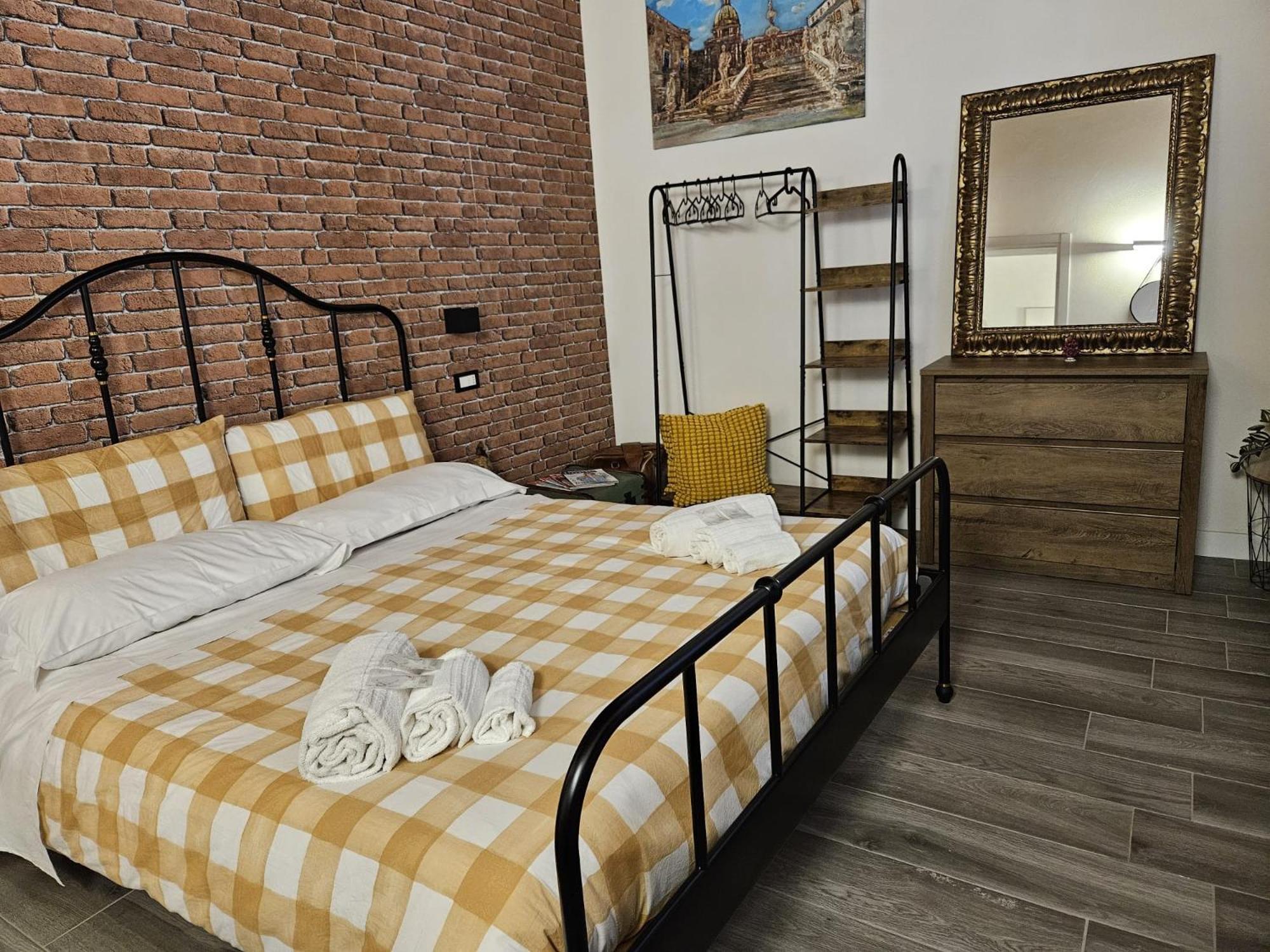 La Barbera'S Apatments Old Town Pa Apartment Палермо Екстериор снимка